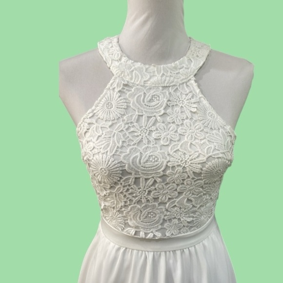 NWT Lulus White Mini Dress Crochet Lace Bodice Flared Skirt SZ XS - Picture 2 of 7